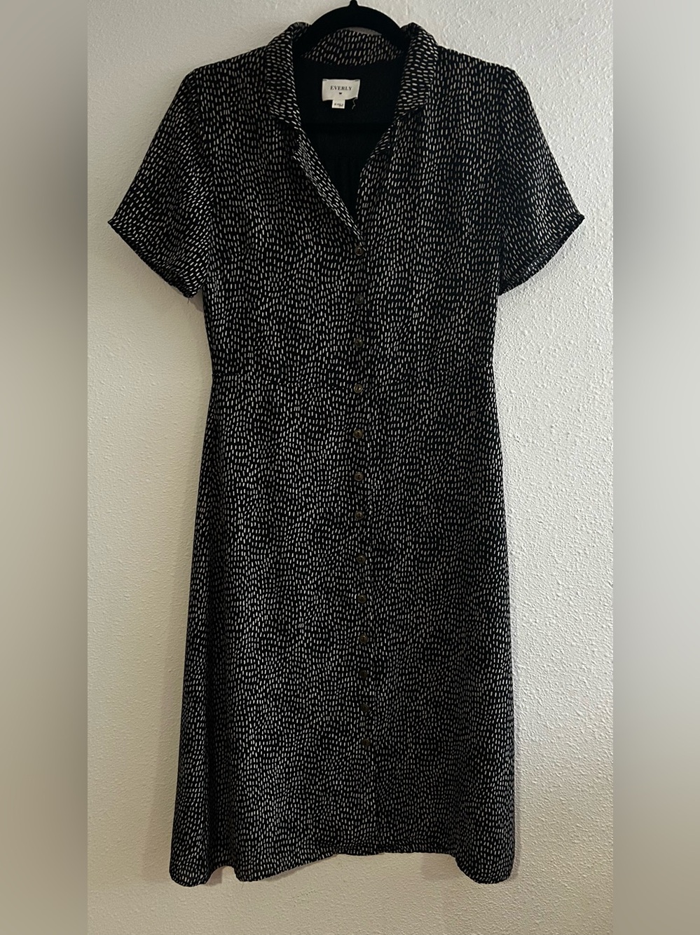 Everly Black & White Short-Sleeve Button-Front Dress
